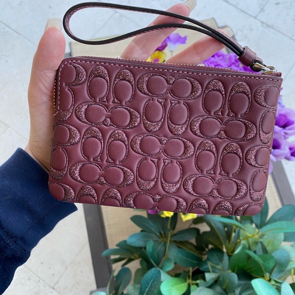 Coach Red Burgundy Leather & Glitter Embossed Logo Zippered Wristlet - Picture 8 of 16
